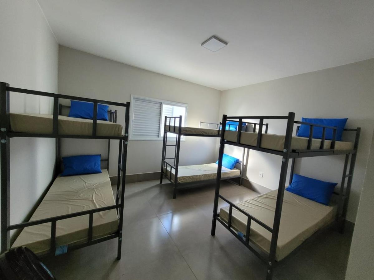 Apartamento Confortavel Para Ate 6 Pessoas, Sao 10 Unidades, Excelente Custo Beneficio Uberaba Exterior foto